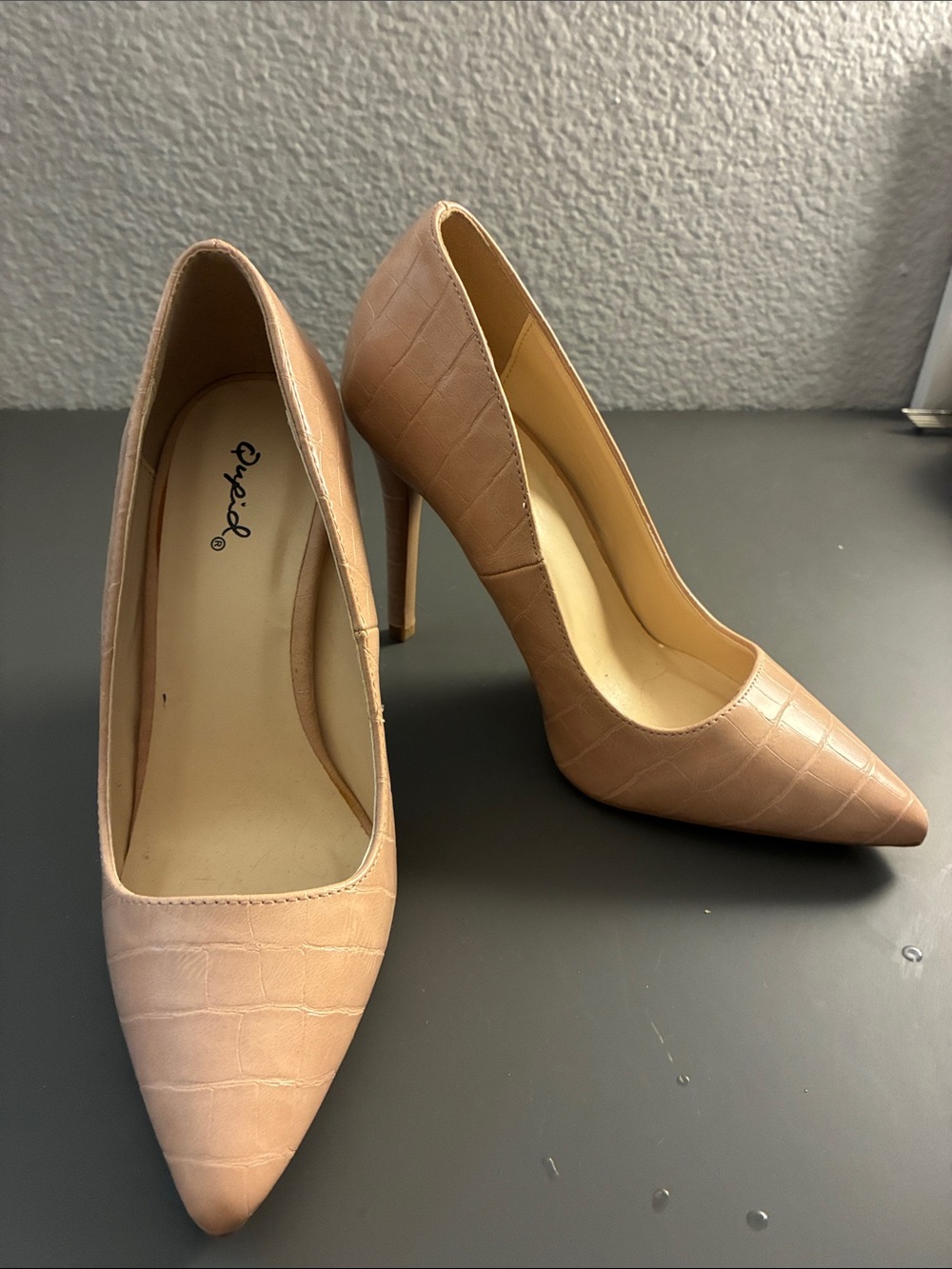Qupid  Pointed Toe Pumps in Blush